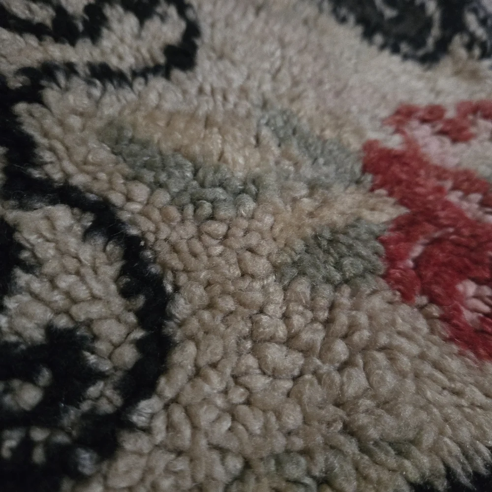 Floral VINTAGE hook/latch Accent Rug Or Foot Stool Cover.